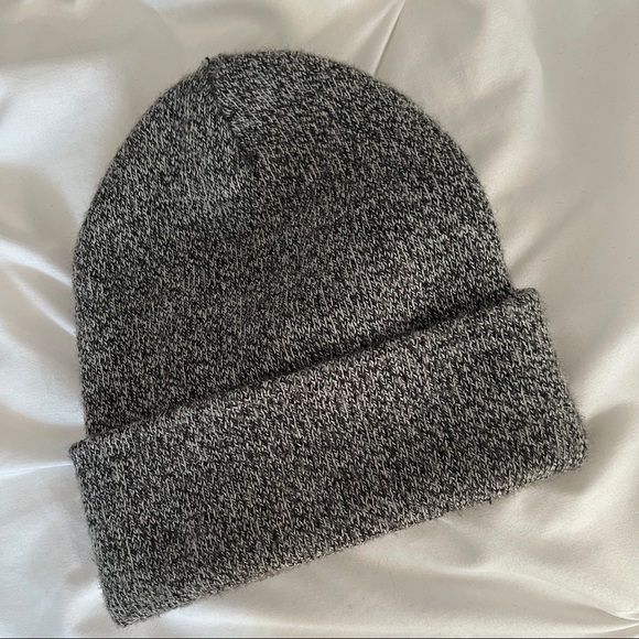Carhartt Beanie - Picture 2 of 3